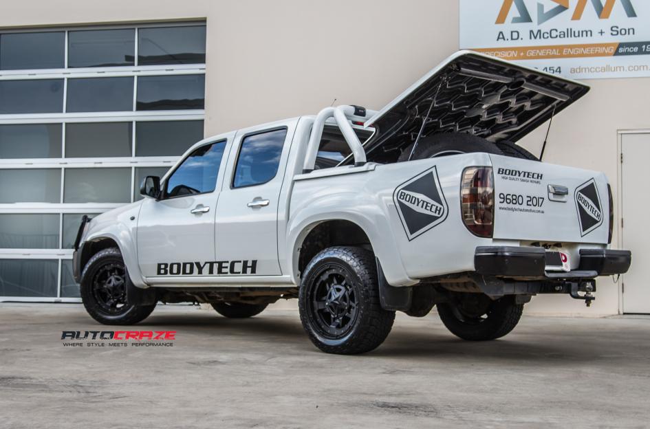 MAZDA BT 50 ROCKSTAR XD 3 MATTE BLACK